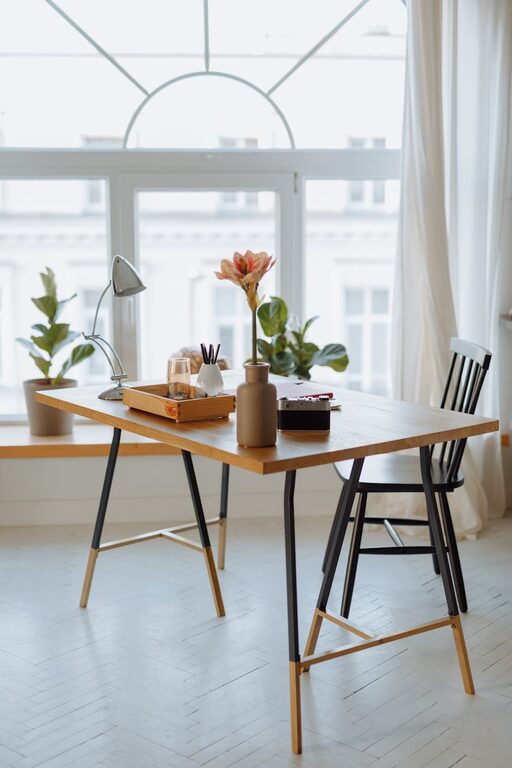 Consejos para organizar un espacio de trabajo en casa eficiente y cómodo